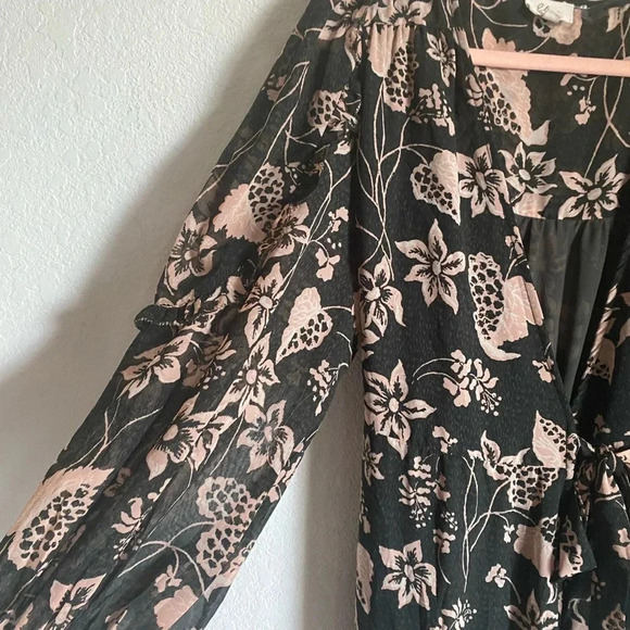 Elan Cosmo Floral Napa Print Ruffle Tiered Wrap Sweeping Maxi Coquette Dress S - Picture 7 of 16